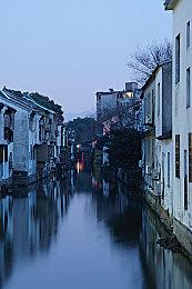 猫咪冒险游戏《Stray》在韩国评级 将于2022年发售